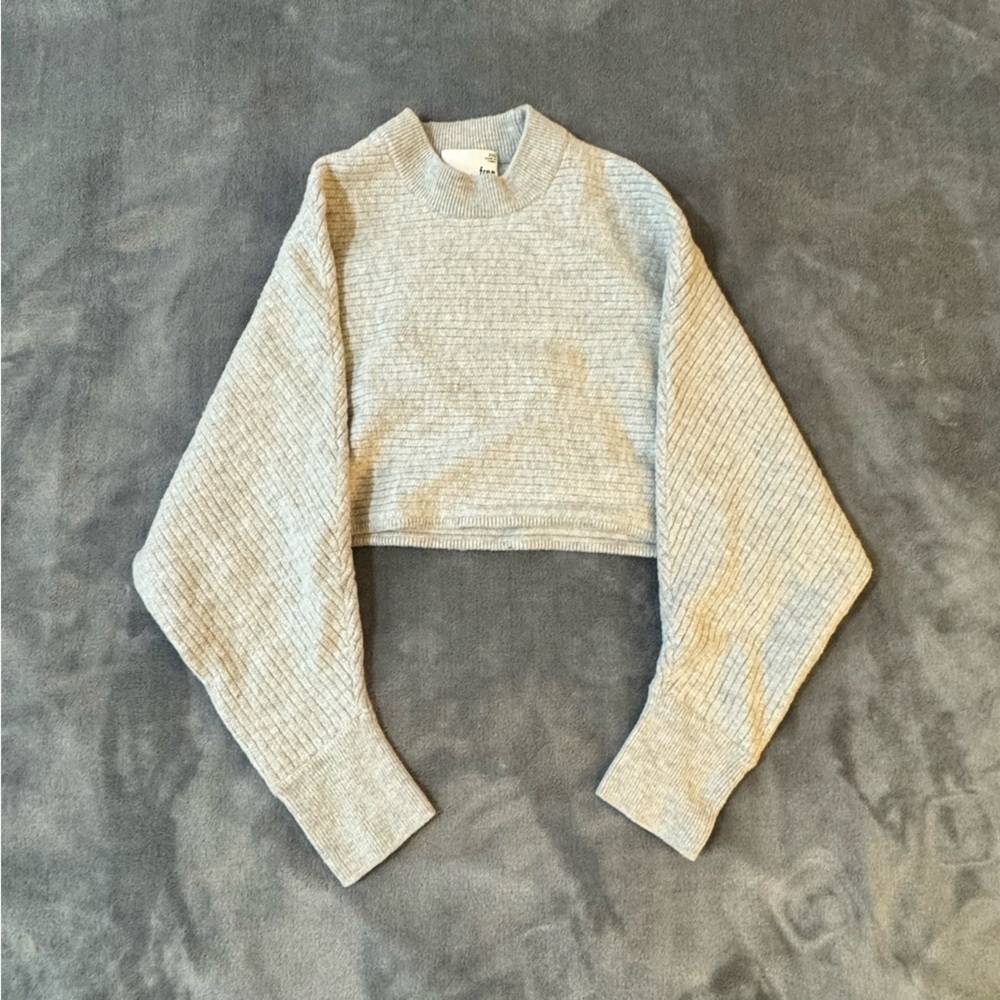 Wilfred Gray Ribbed Cropped Sweater

#1267